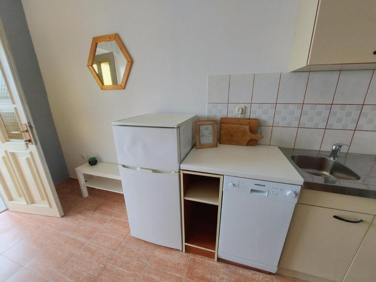 Apartmani Seaview Любач Экстерьер фото
