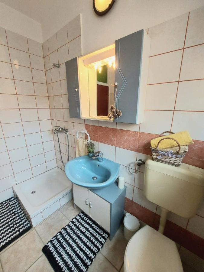 Apartmani Seaview Любач Экстерьер фото